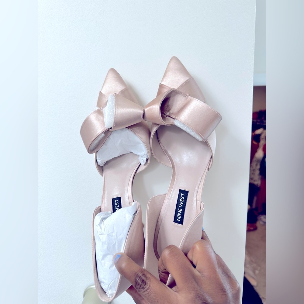 Heels with bow - Picture 2 of 7